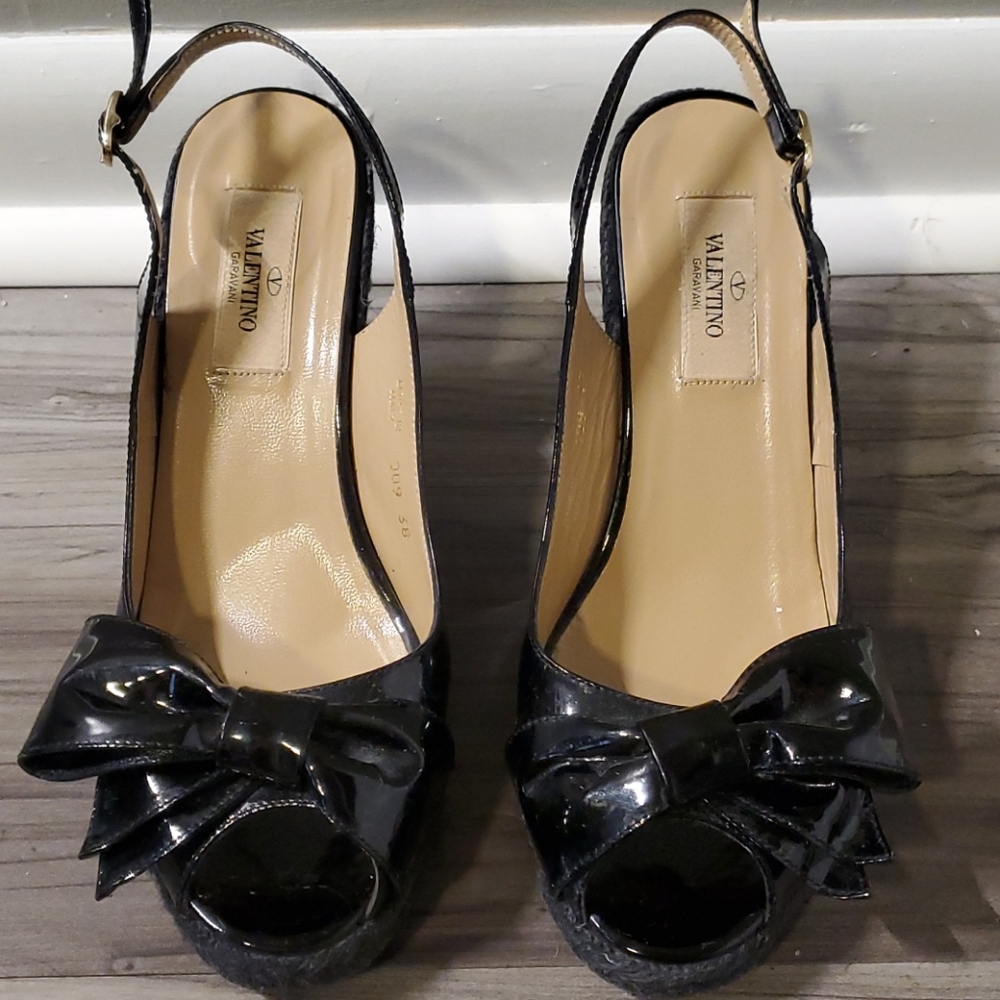Black wedge sandal